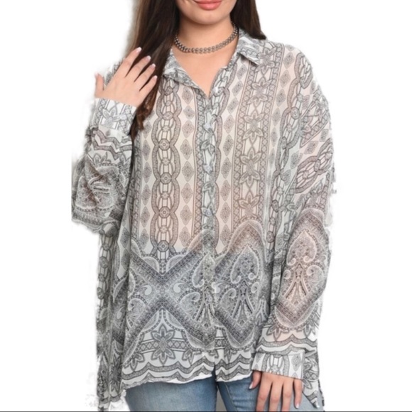 Beautiful Plus Tunic Blouse - Picture 3 of 8